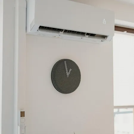 Modern City Centre Studio - Air Conditioning - Near Wroclaw Main Station فروتسواف